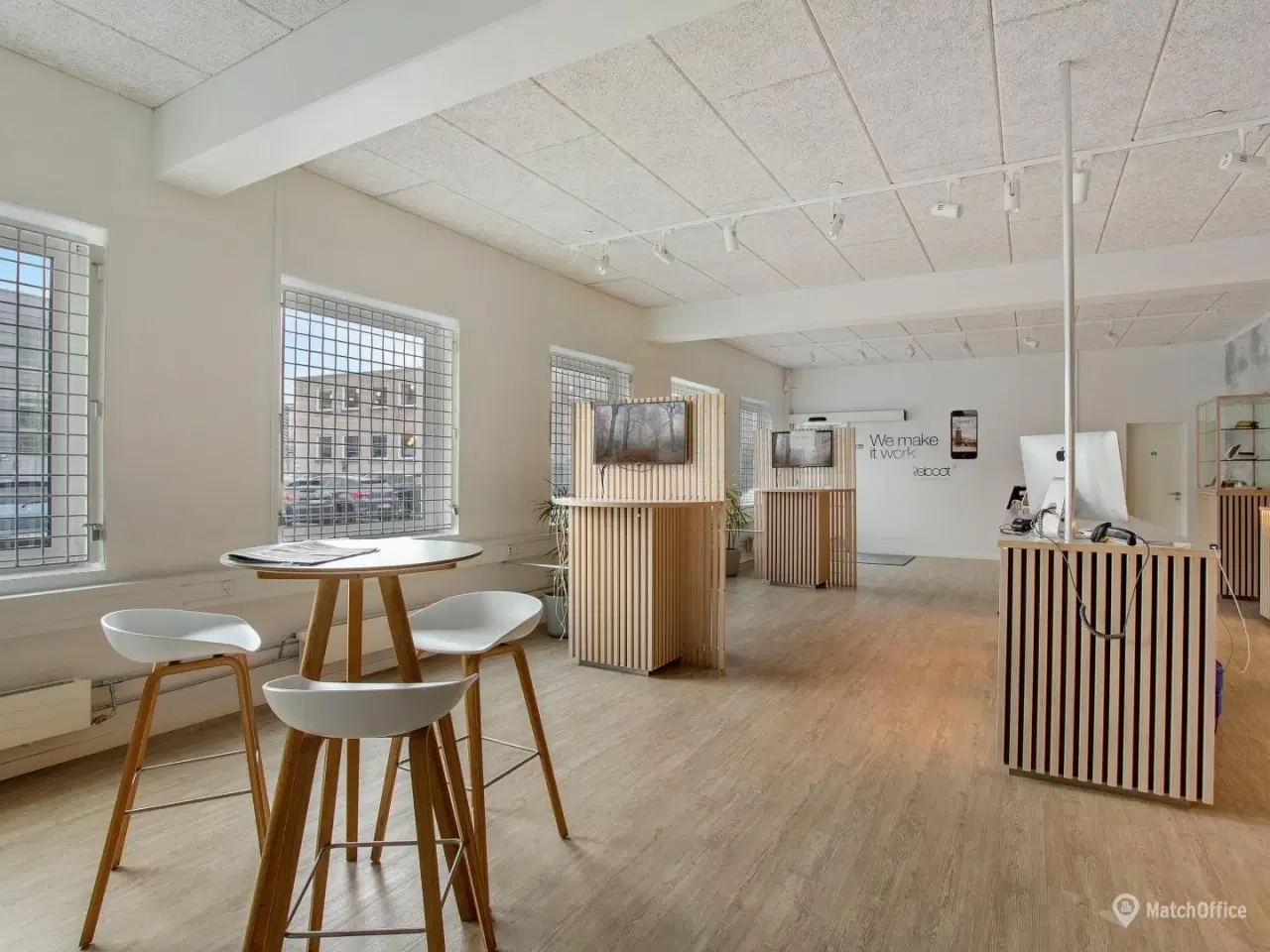 Billede 18 - Lager. Værksted, Butik, Showroom, Undervisning- med port