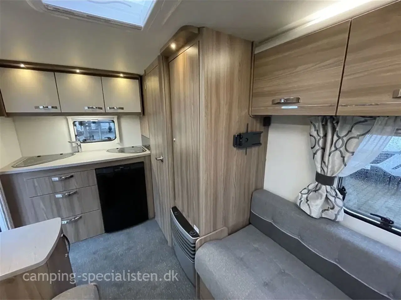 Billede 7 - 2017 - Sprite Alpine Sport 370 EK   Super smart rejsevogn - Sprite Alpine Sport 370 EK fra 2017 - Kan nu opleves hos Camping-Specialisten i Silkeborg