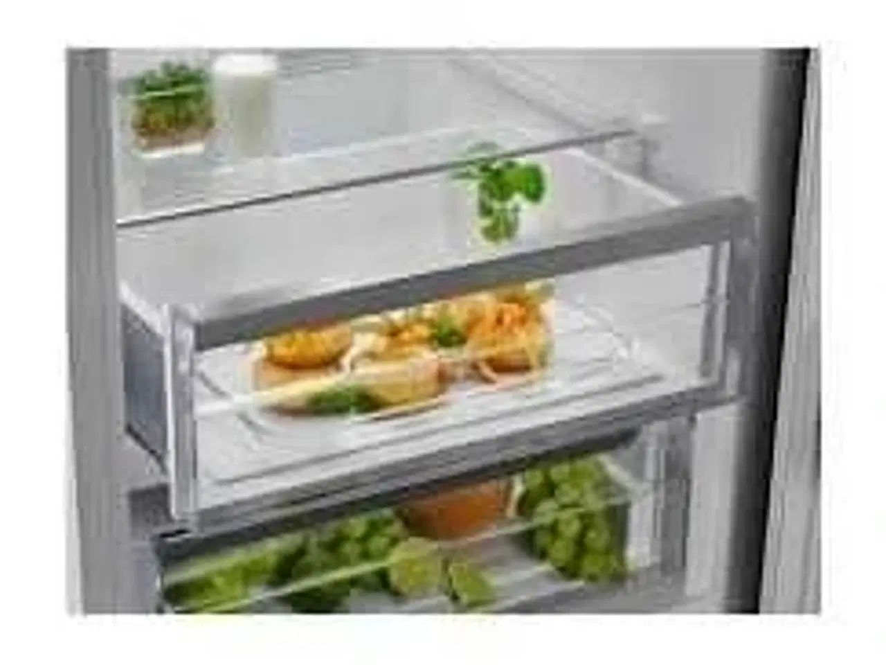 Billede 4 - Electrolux 600 Serien kølefryseskab LNC7ME36X2