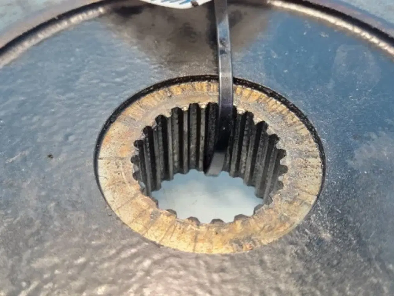 Billede 10 - New Holland CR9.90 Håndbremseskive 84071123