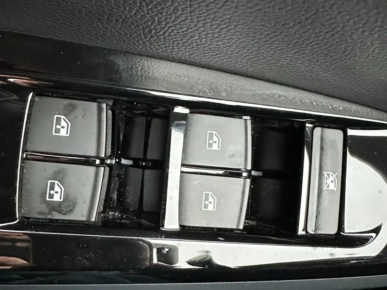 Billede 15 - Maxus Euniq6 70