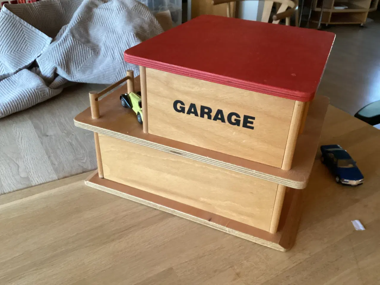 Billede 3 - Garageanlæg med 6 gl. modelbiler