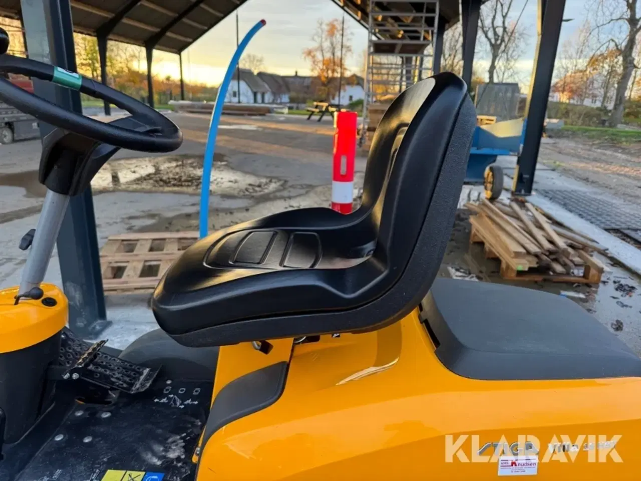 Billede 10 - Græsslåmaskine Stiga V301