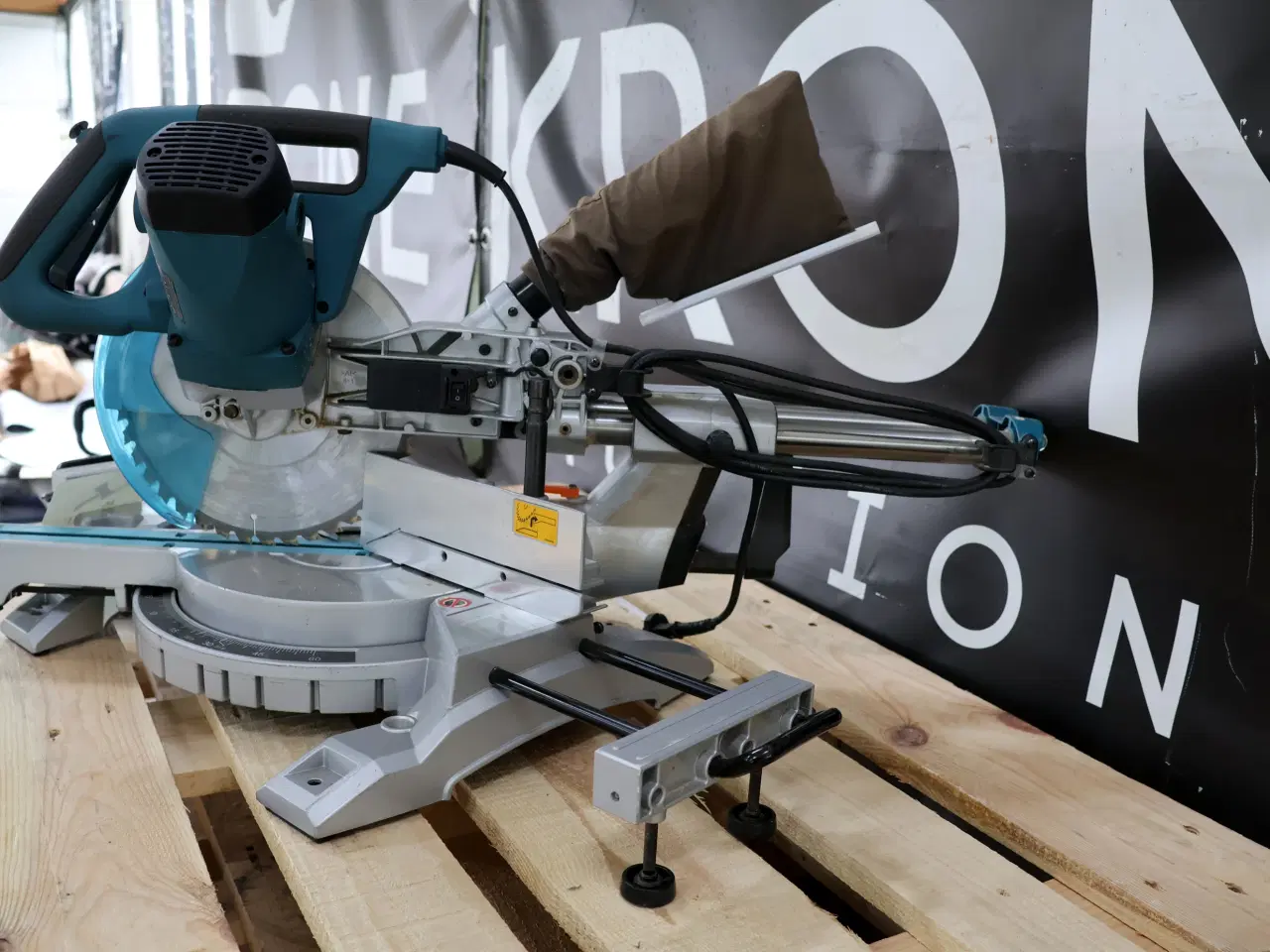 Billede 5 - Makita LS1018L Kap-/Geringssav