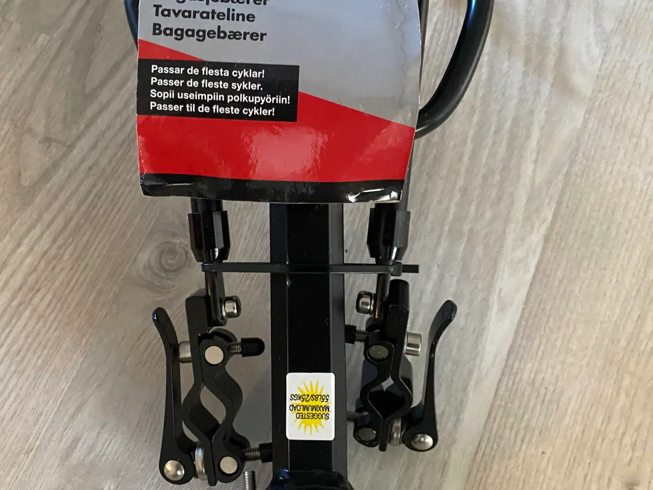 Billede 2 - Reperations stander/bagagebærer/cykelkurv