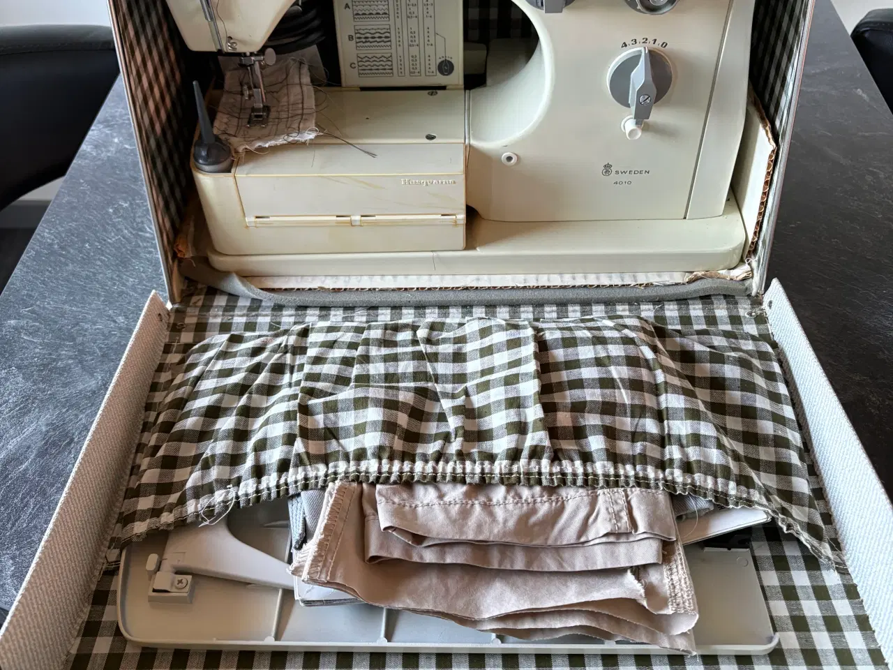 Billede 2 - Symaskine Huskvarna