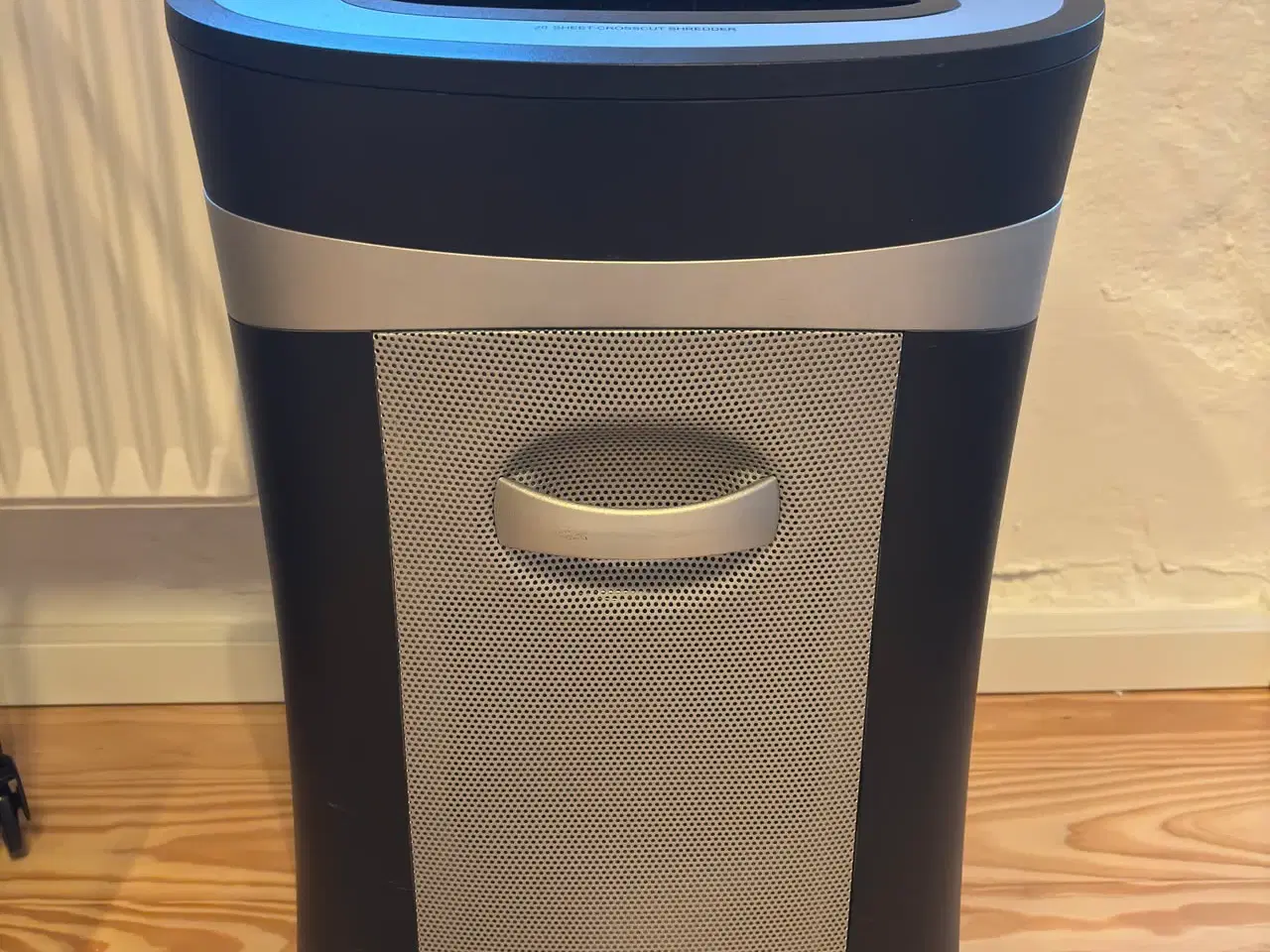 Billede 2 - Kraftfuld Makulator. Ny pris: 2.311,25 kr.