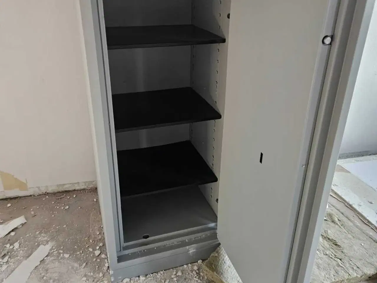 Billede 2 - Pengeskab