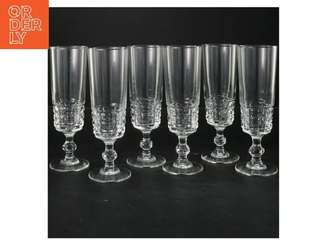 Billede 1 - Sæt med 6 champagne glas (str. 17x6 cm)