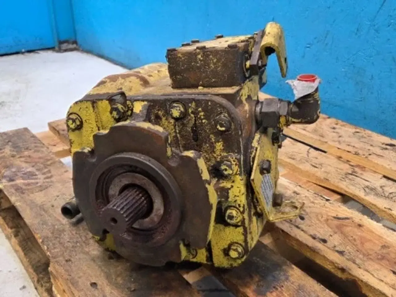 Billede 9 - New Holland 8080 Hydrostatpumpe 80391591