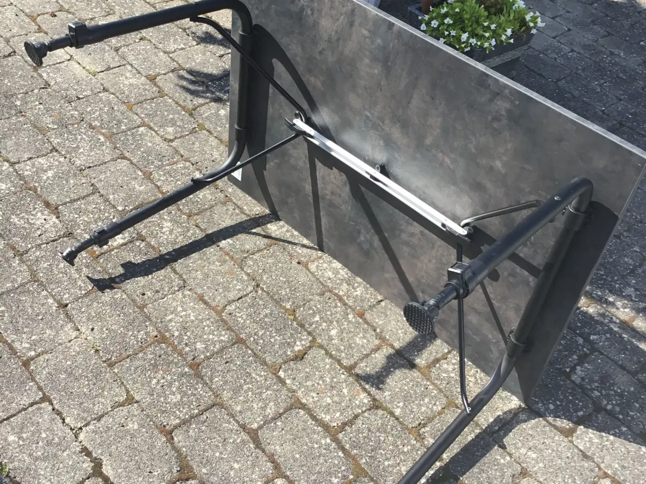 Billede 4 - Camp.bord