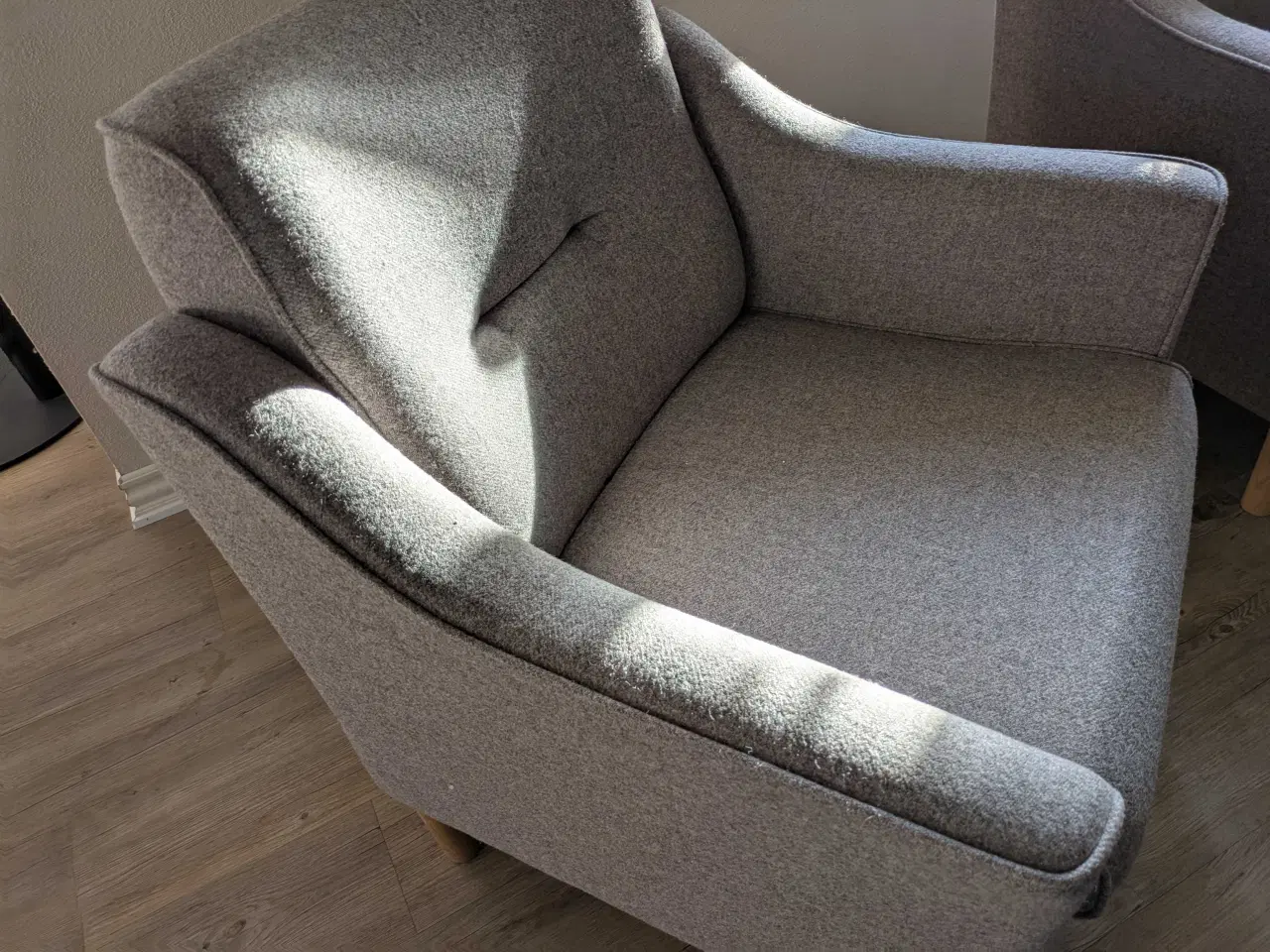 Billede 3 - 3 pers.Kos sofa+2*1 pers.stole.