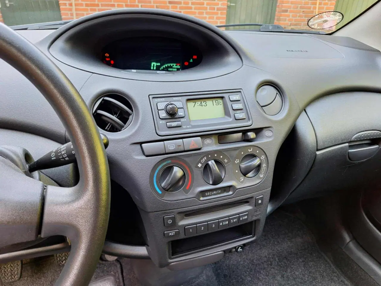 Billede 8 - Toyota Yaris 1,0 vvt-1