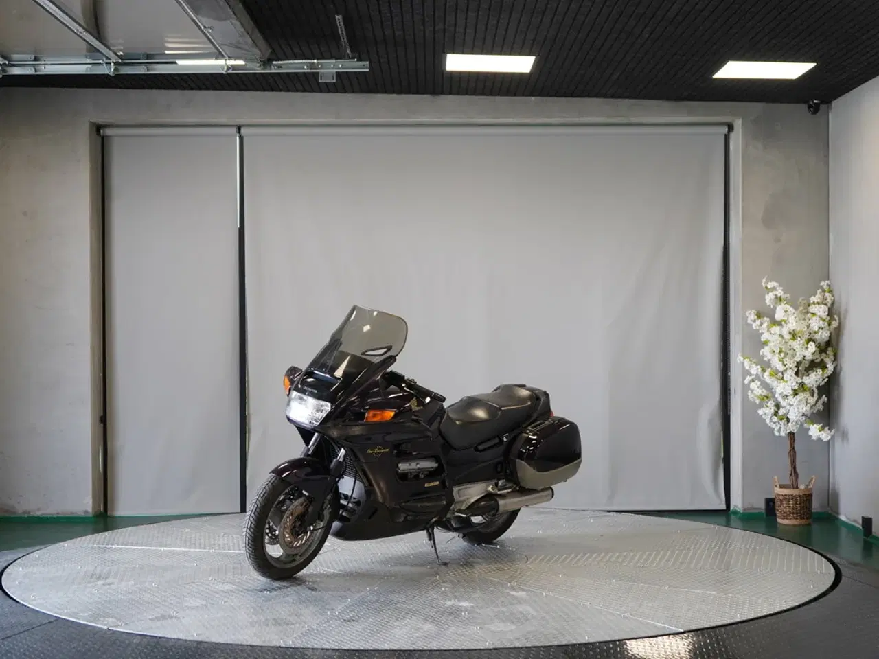 Billede 1 - HONDA ST1100 Pan European – på auktion 14. maj