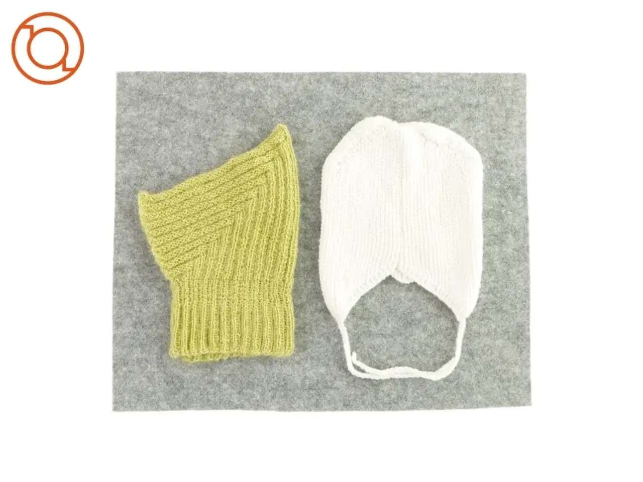 Billede 1 - Hjemmestrikkede huer Til barn / baby 2 styk (str. Max 6 måneder)