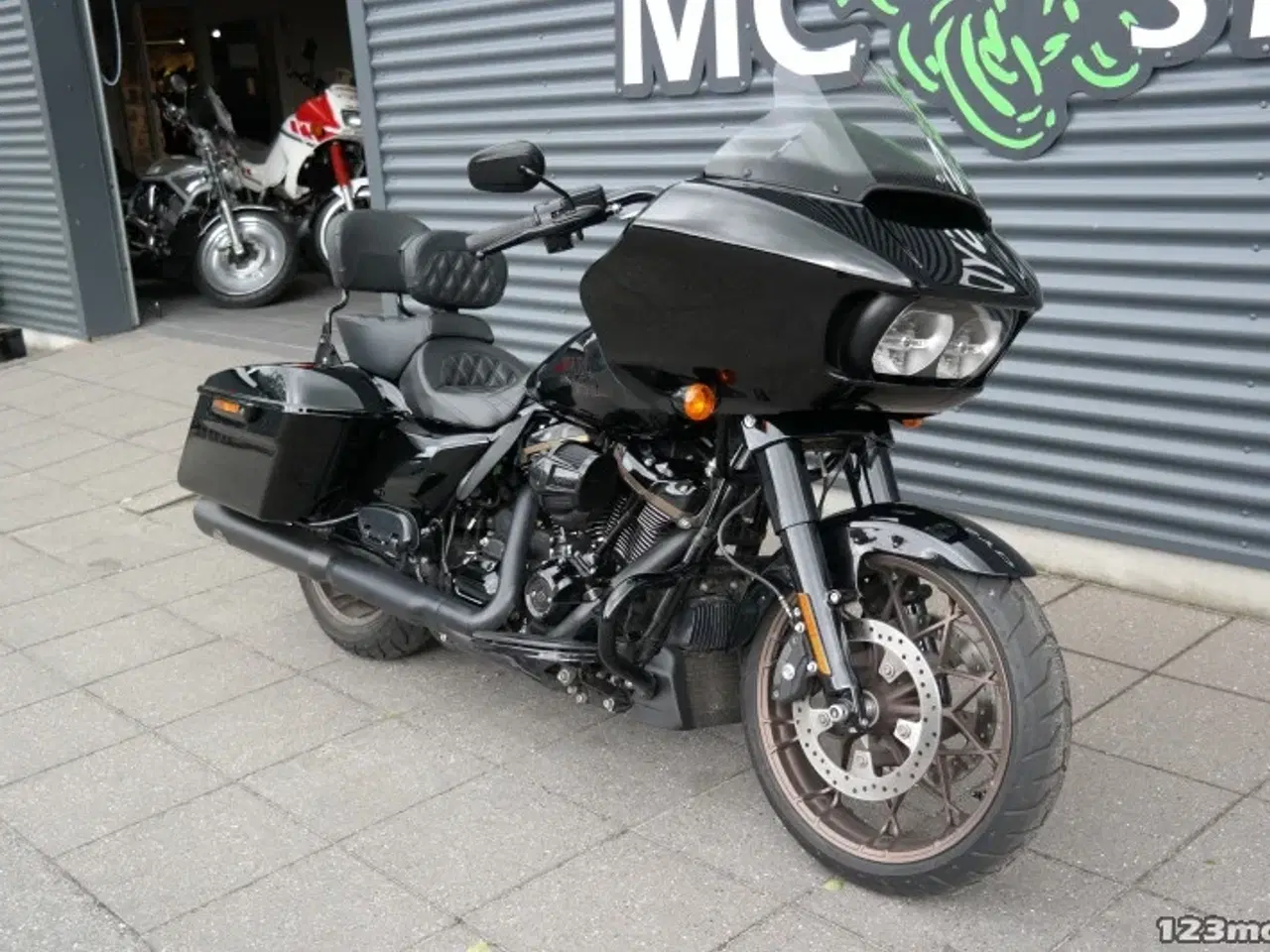 Billede 2 - Harley-Davidson FLTRXST Road Glide ST MC-SYD       BYTTER GERNE