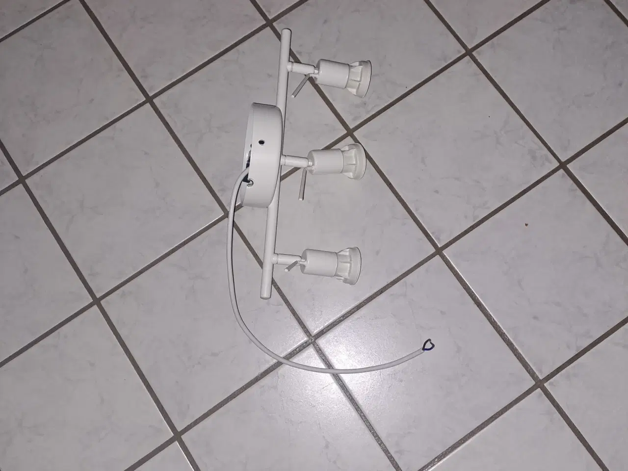 Billede 1 - Hvid spotlight lampe 