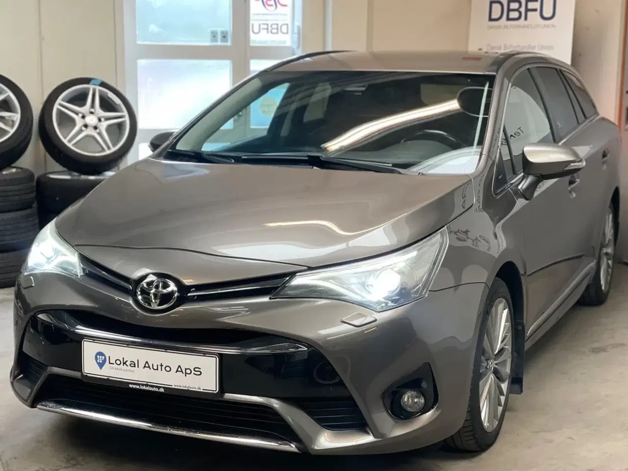 Billede 3 - Toyota Avensis 1,8 VVT-i T2 Premium Touring Sports