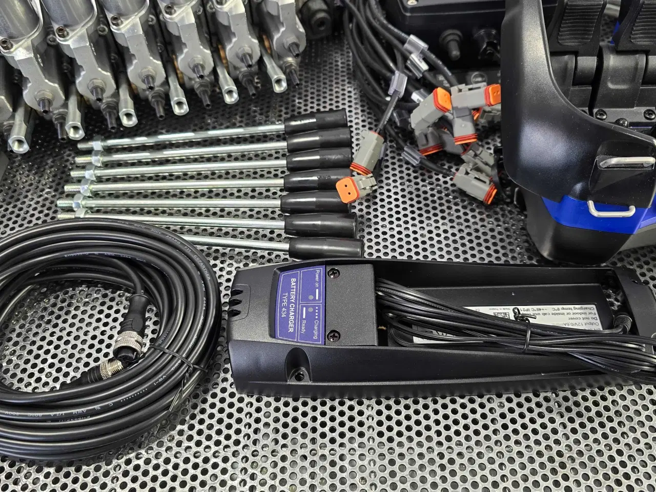 Billede 3 - Walvoil DPX 100 7 sektioner Scanreco RC 400