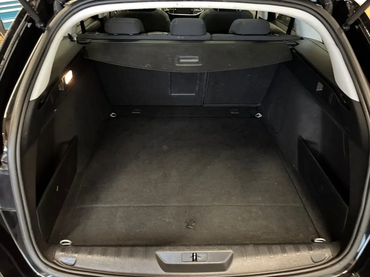 Billede 16 - Peugeot 308 1,6 BlueHDi 120 Allure Sky SW