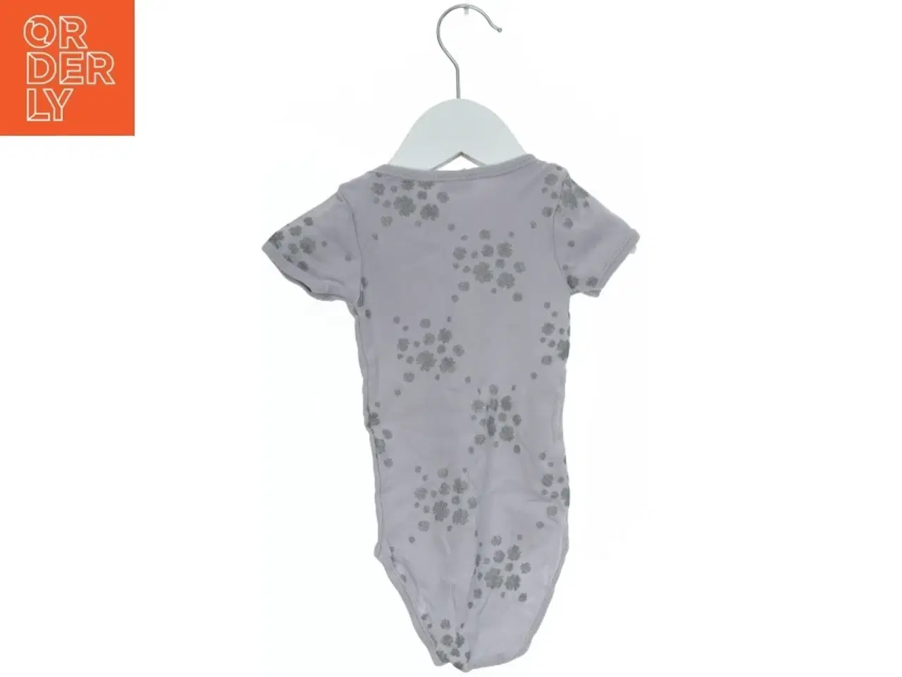 Billede 2 - Kortærmet bodystocking med blomster fra Holly’s Baby (str. 68)