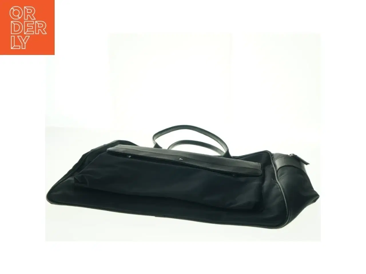 Billede 3 - Sort sportstaske (str. 44 x 22 x 32 cm)
