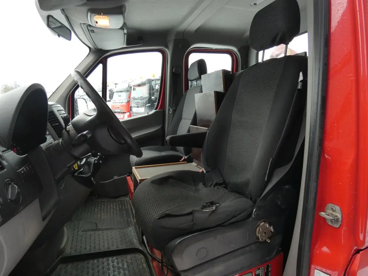 Billede 9 - VW Crafter 35 Mellem 2,0 TDI alu-lad 163HK DobKab 6g