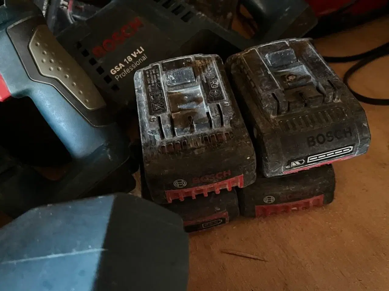 Billede 5 - 6 stk. Værktøj bl.a. Multicutter, Borehammer, Bajonetsav BOSCH