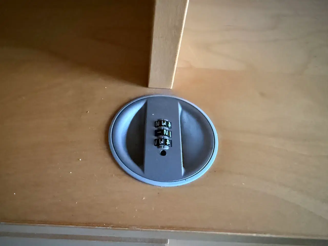 Billede 3 - Kontor møbel 