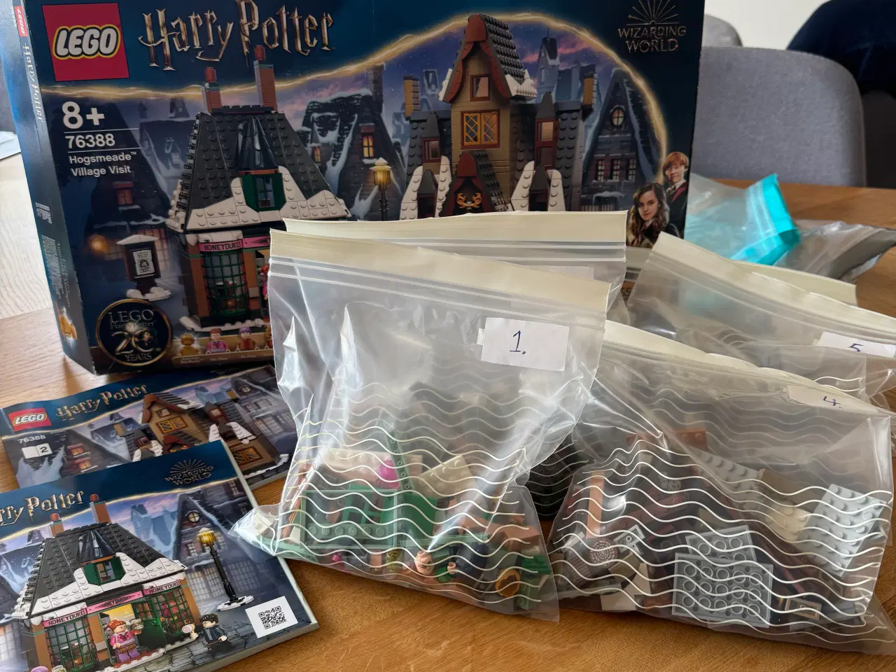 Billede 1 - Lego 76388 Hogsmeade village visit