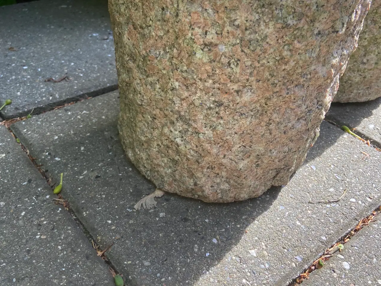 Billede 3 - Granit krukker 2 stk. til olielampe eller planter