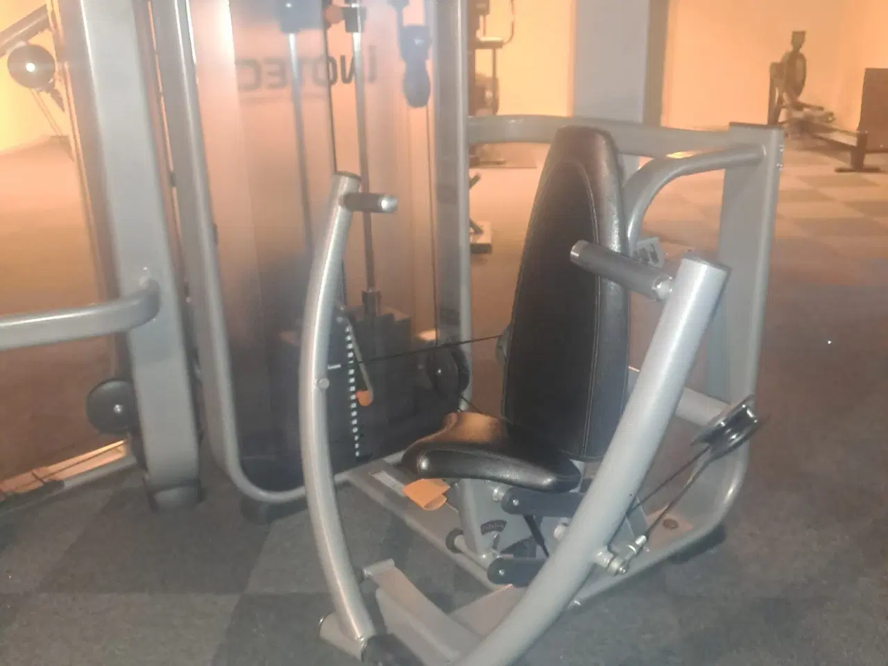 Billede 1 - PROFESSIONEL BRYSTPRES