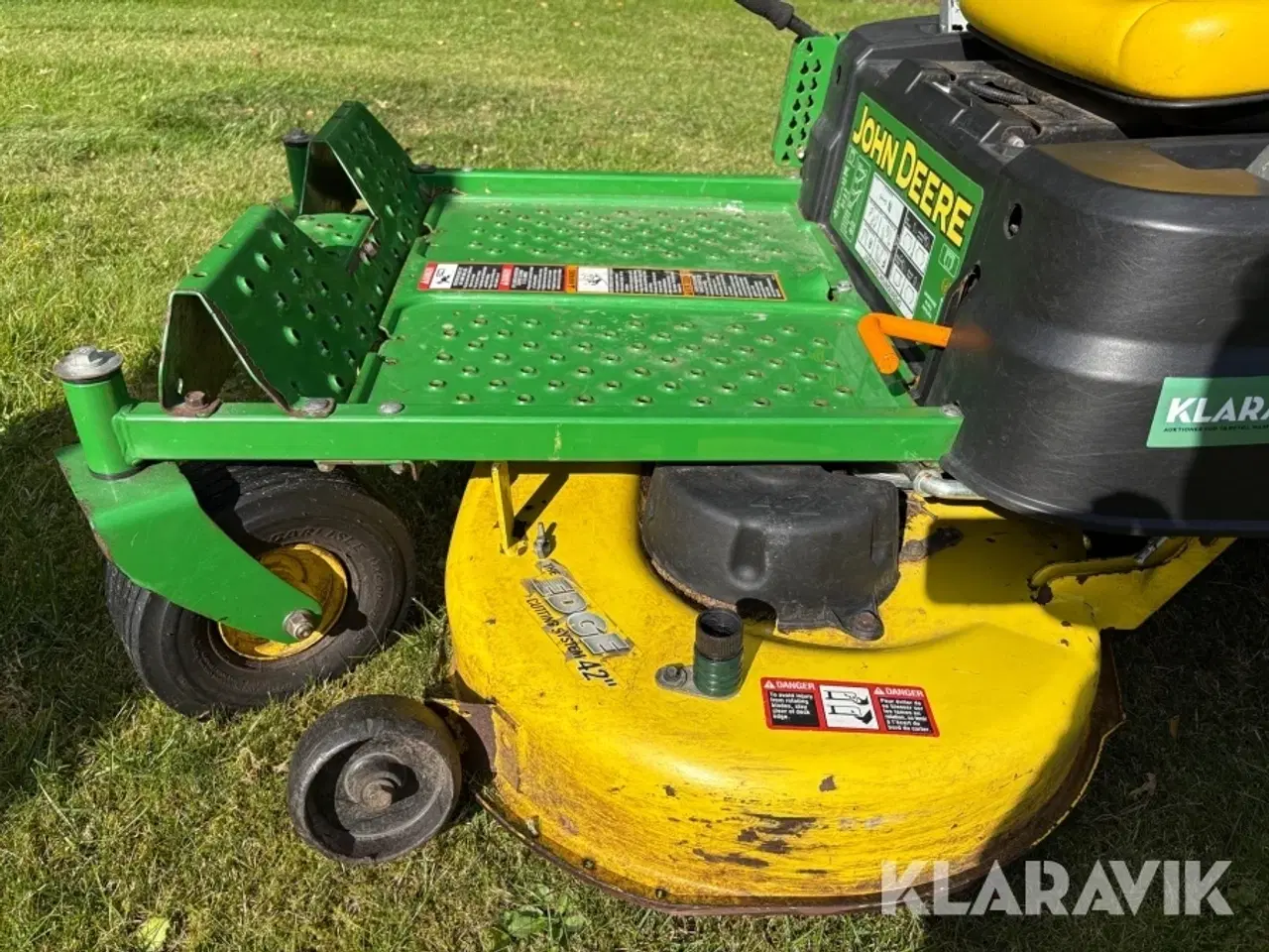 Billede 8 - Zero-turn plæneklipper John Deere Z235
