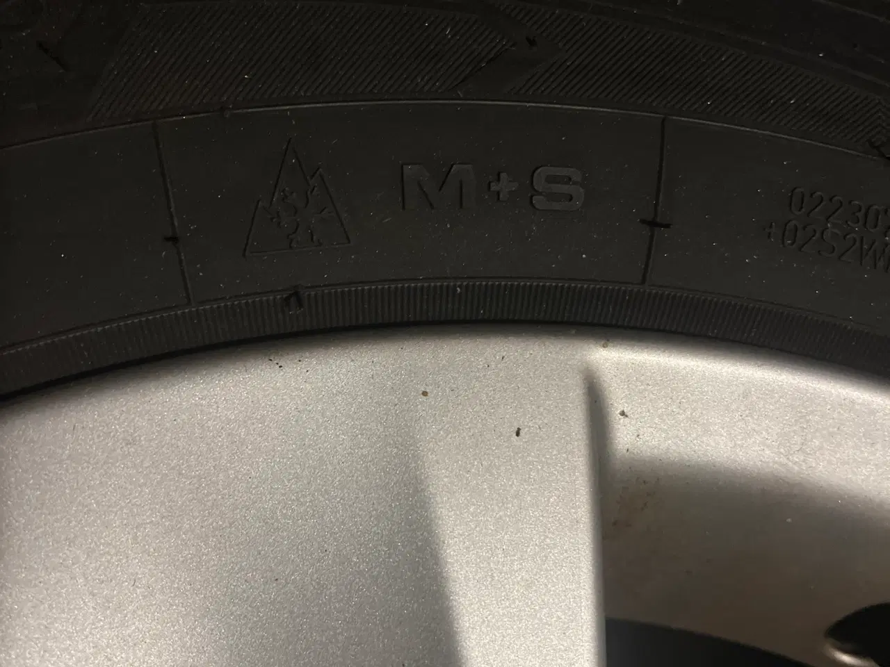 Billede 2 - Vinterhjul bmw 520d 2014