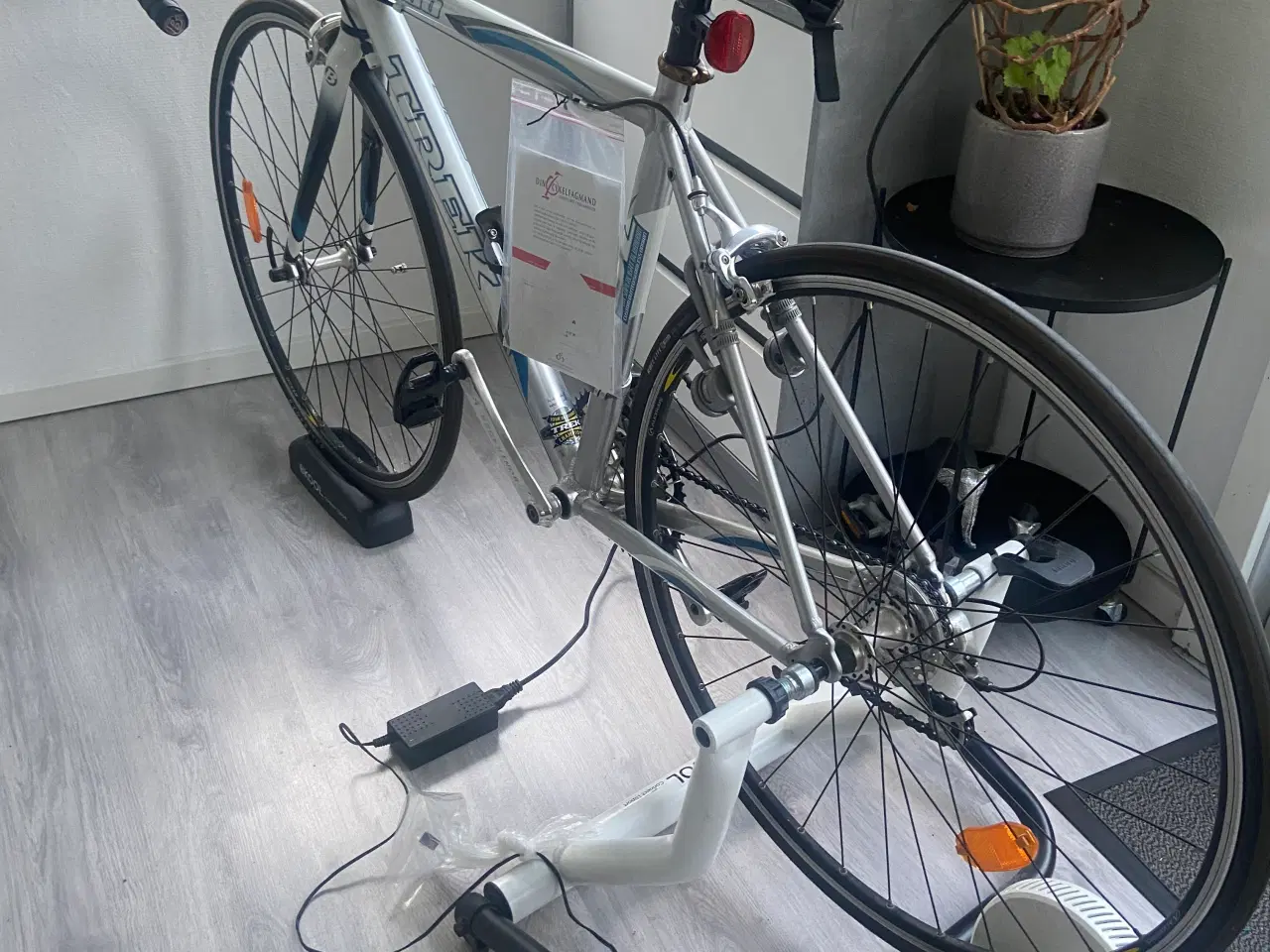 Billede 3 - Racercykel Trek med hometrainer