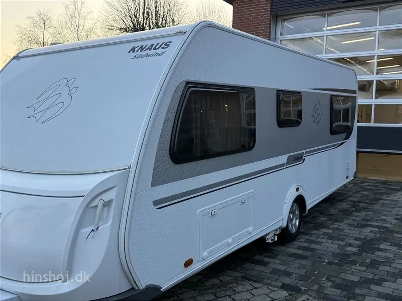 Billede 15 - 2014 - Knaus Südwind 590 FUS   Dejlig vogn med stor rundsidegruppe og franskseng fra Hinshøj Caravan A/S