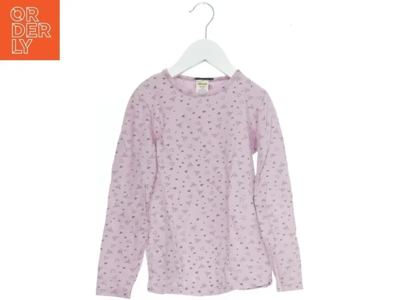 Billede 1 - Langærmet bluse med hjerteprint fra Friends (str. 122)