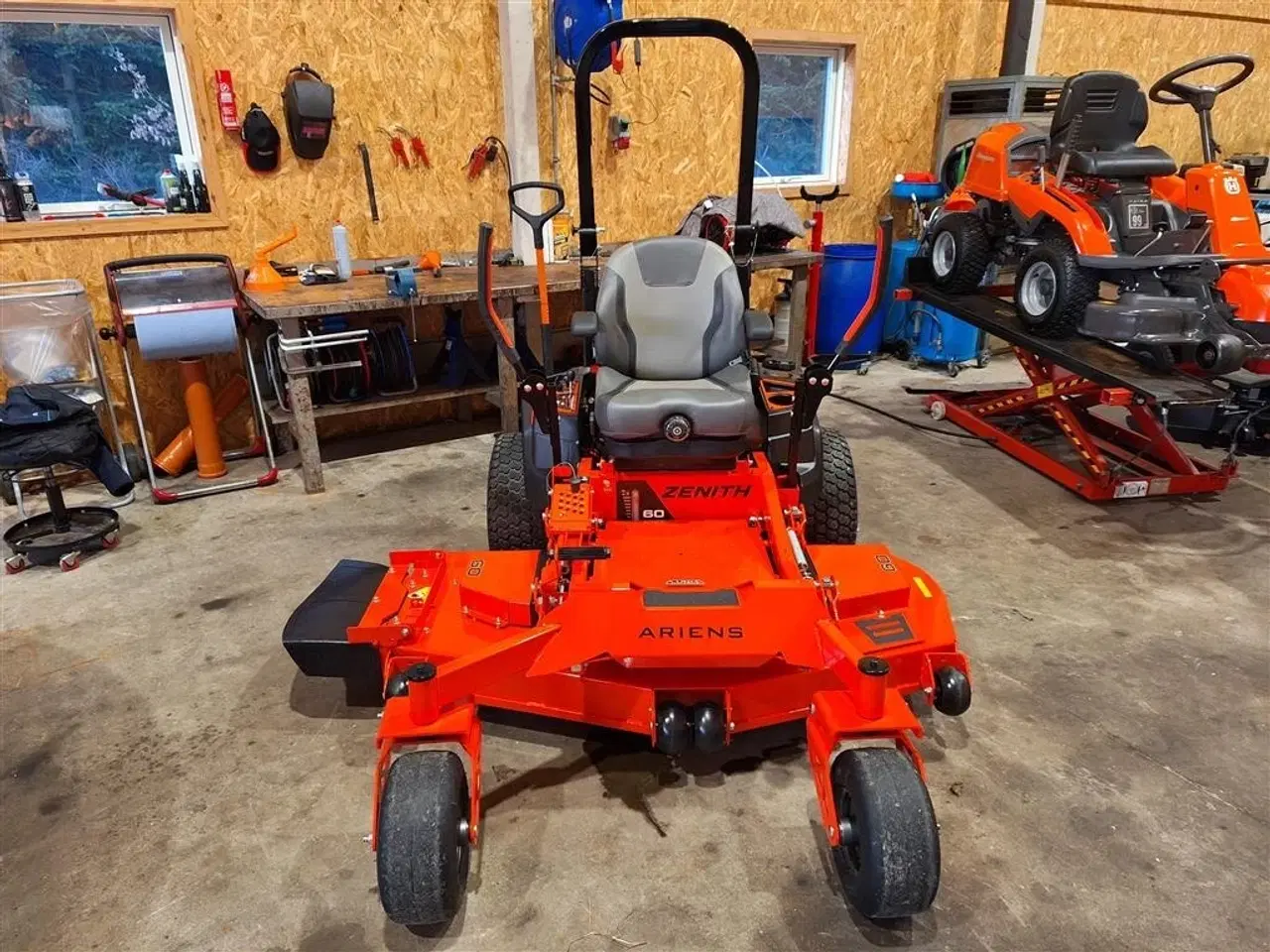 Billede 2 - Ariens Zenith 60" SD