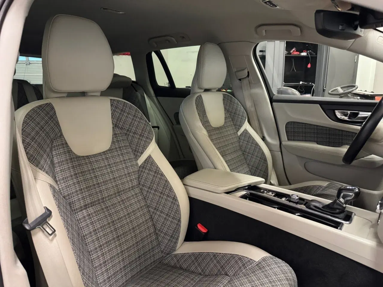 Billede 18 - Volvo V60 2,0 D4 190 Momentum aut.