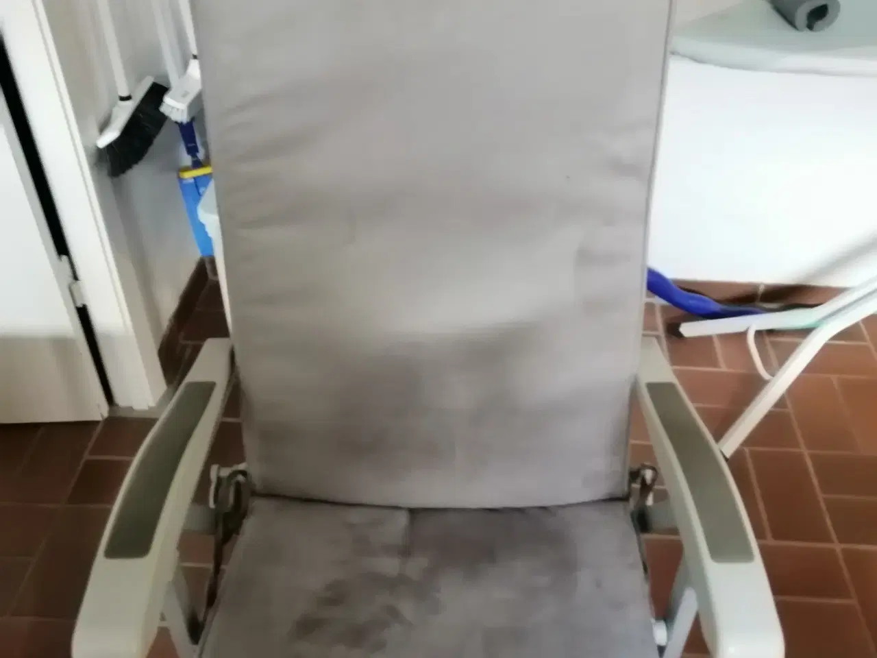 Billede 1 - campingbord og stole