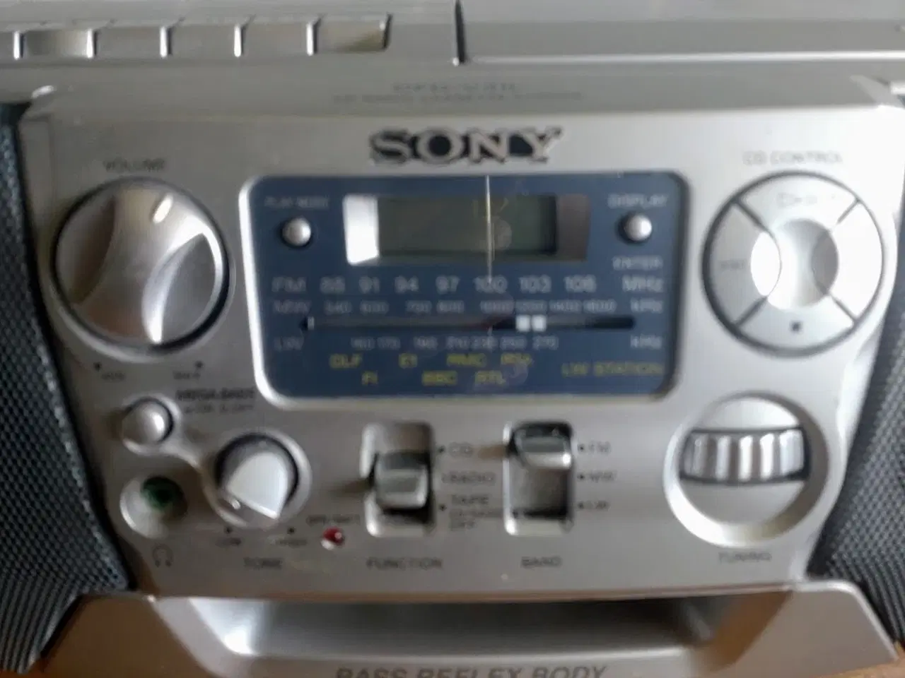 Billede 2 - SONY CFD-V31L TRANSPORTABEL RADIORECORDER