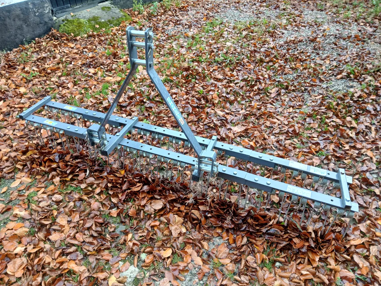 Billede 2 - Kraftig 232 cm. Gårdspladsrive