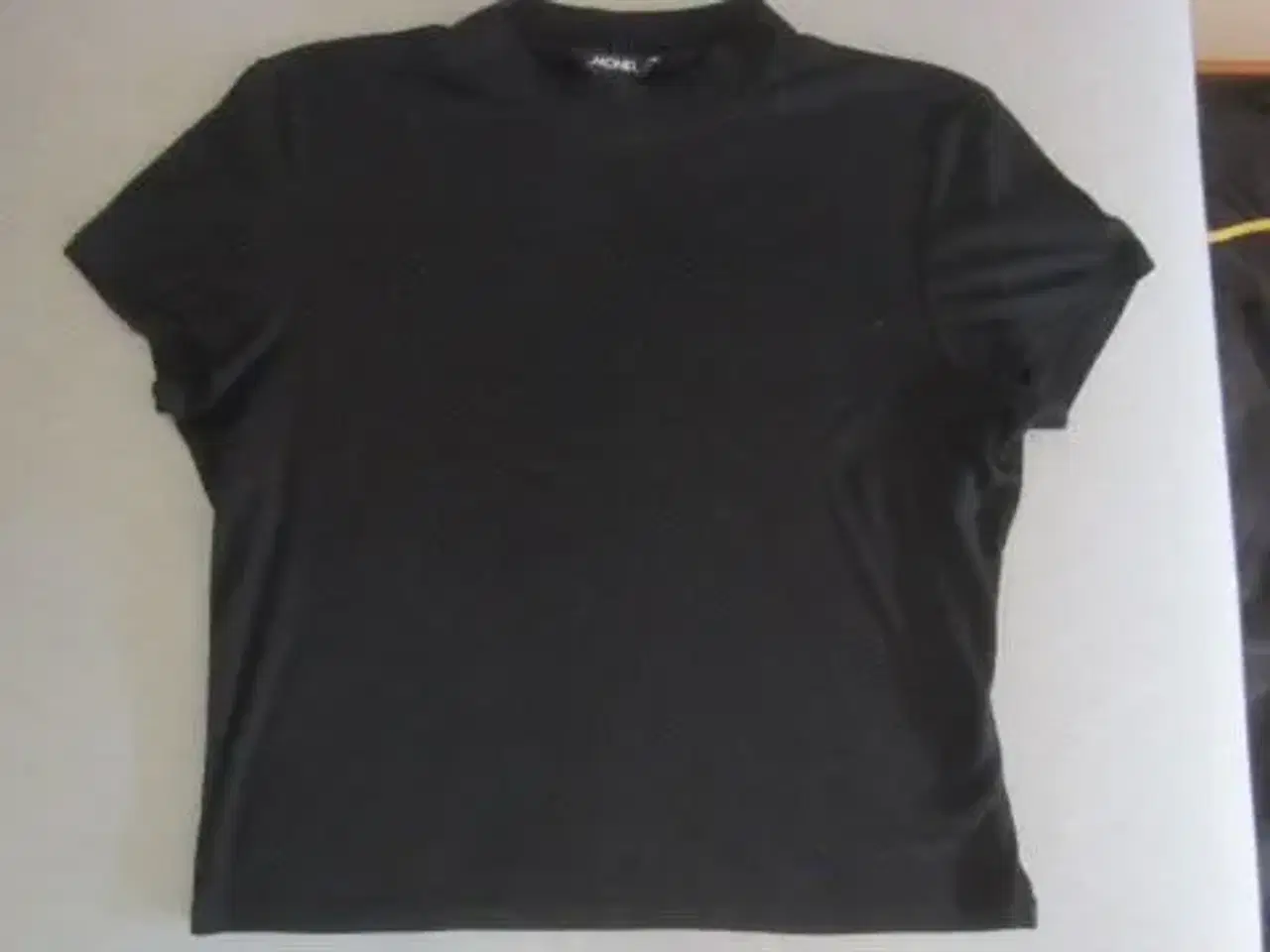 Billede 1 - Str. M, rib t-shirt