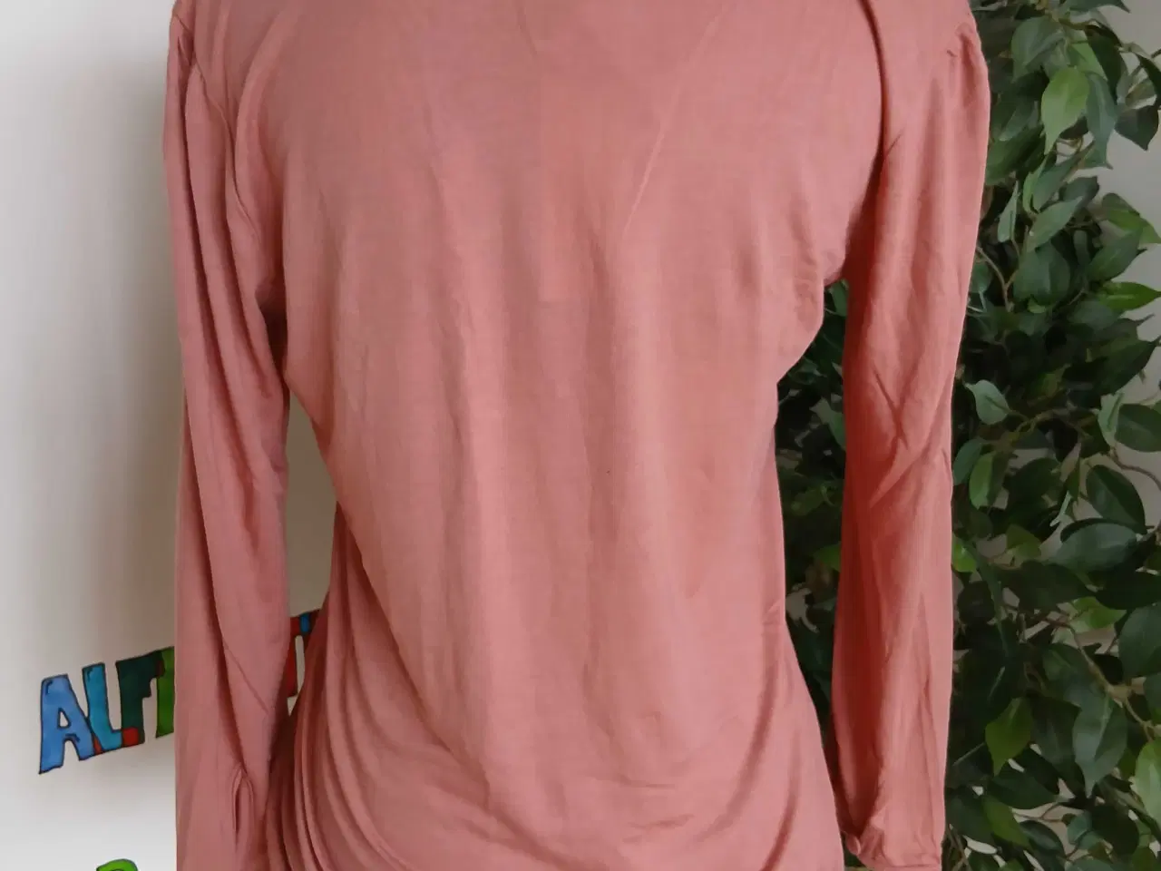 Billede 6 - Bluse. Vila. Large/40