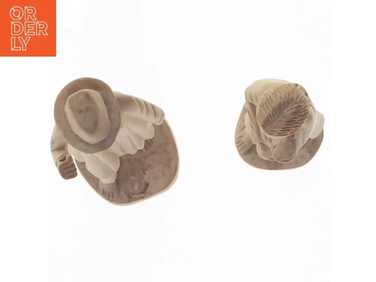 Billede 2 - Træfigurer (str. 12 x 3 cm og 13 x 4 cm)