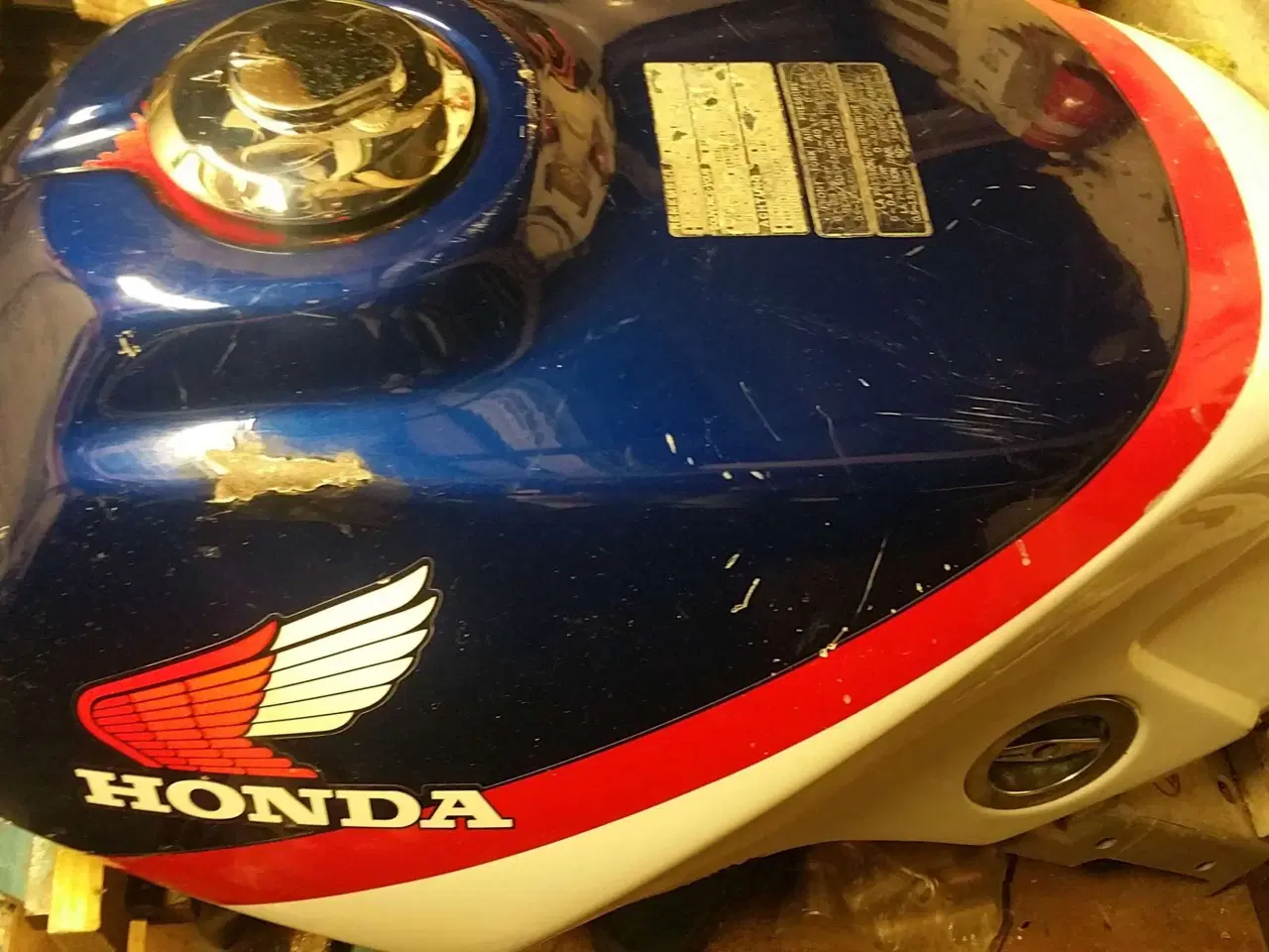 Billede 15 - Honda VF 500 F2 sælges i dele
