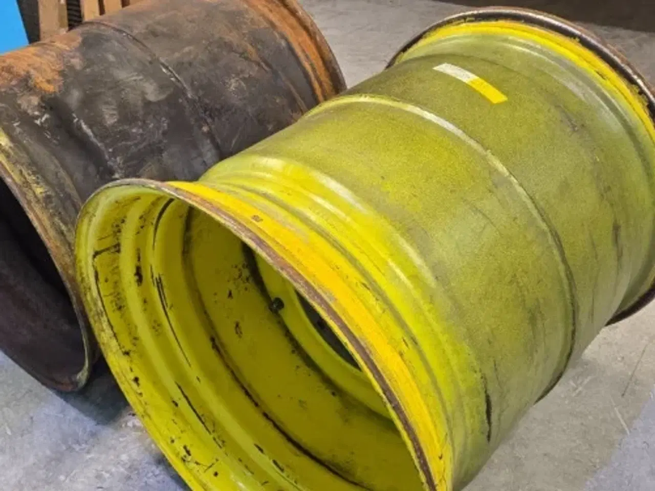 Billede 17 - 32"   32XDW27B   Sæt