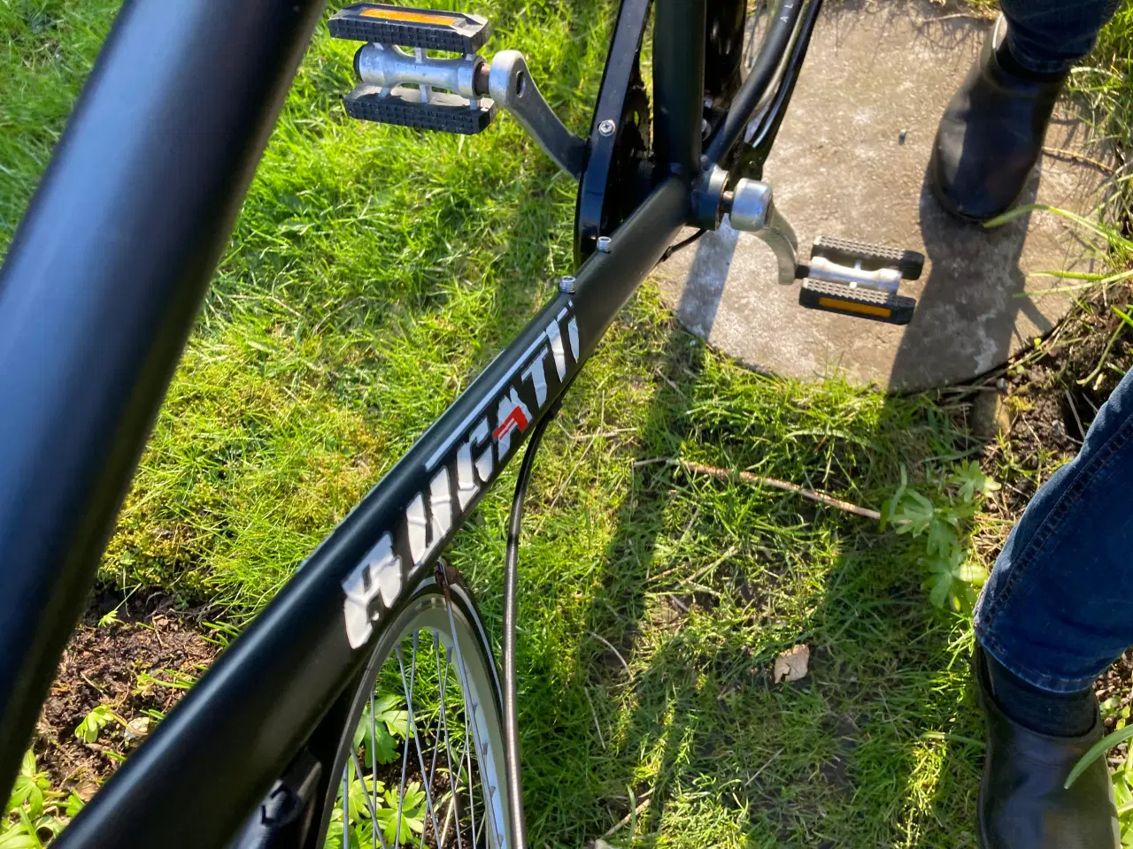 Billede 5 - Næsten ny Bugatti herrecykel