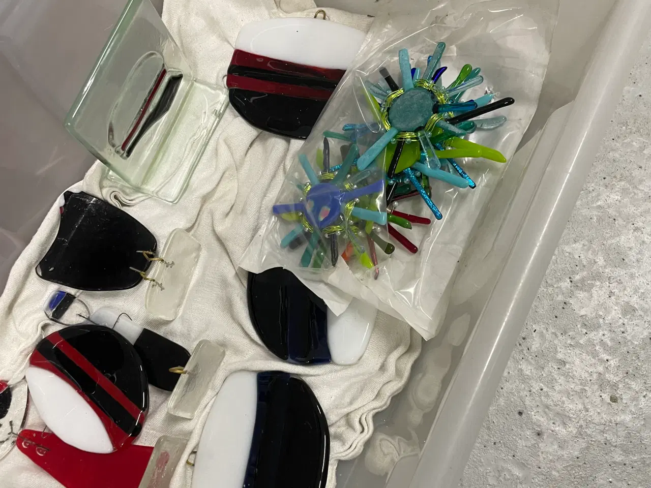 Billede 4 - Glaskunst større parti.