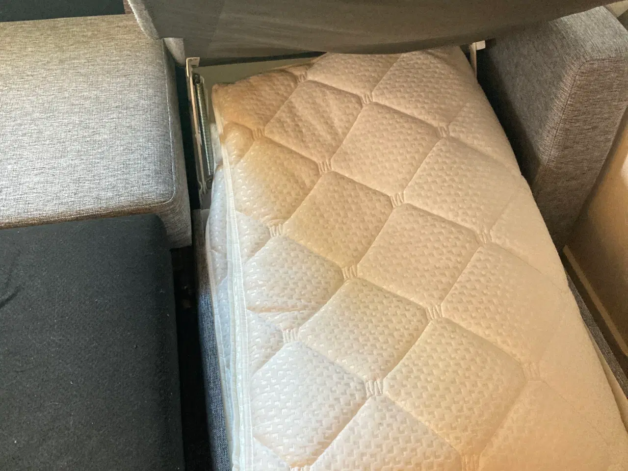 Billede 5 - Sovesofa med Chaiselong 